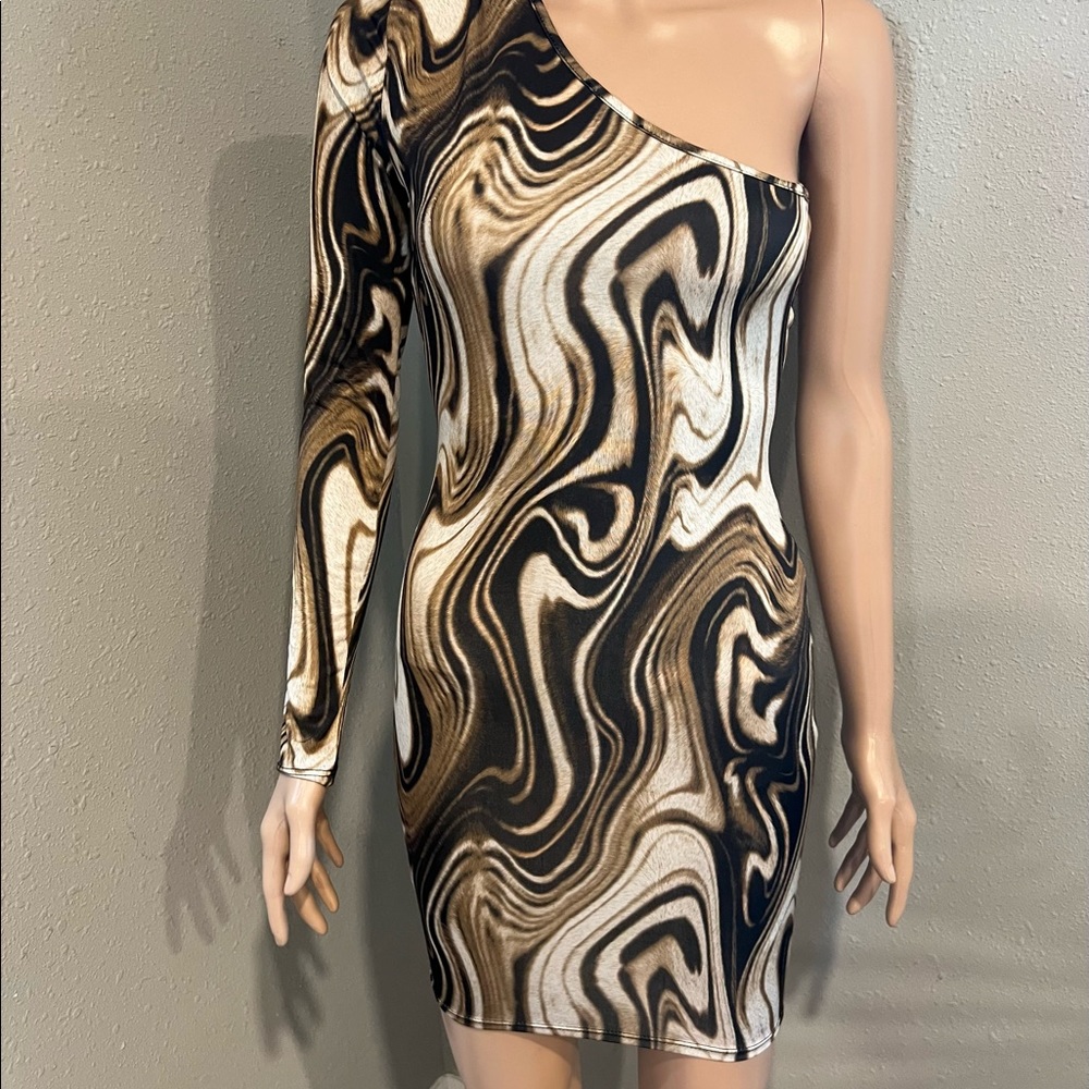 Swirl around one shoulder bodycon dress